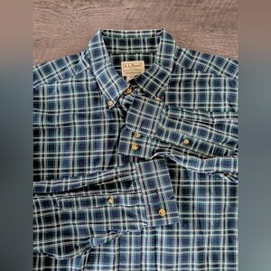 L.L. Bean Men's Button Down Shirt Size L Blue Green Plaid Traditional Fit Cotton
